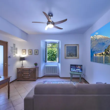 La Finestra Sul * Mandello del Lario