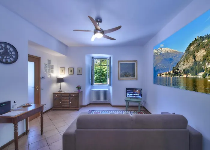 La Finestra Sul * Манделло-дель-Ларио