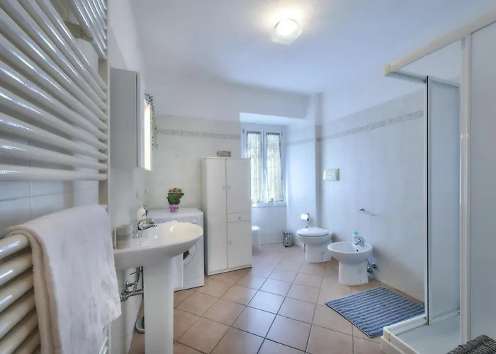 La Finestra Sul Манделло-дель-Ларио